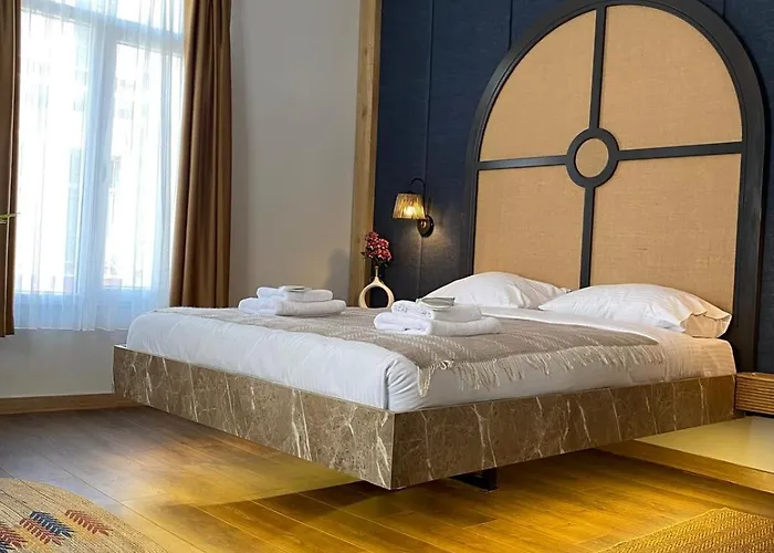 Leyan * Κωνσταντινούπολη